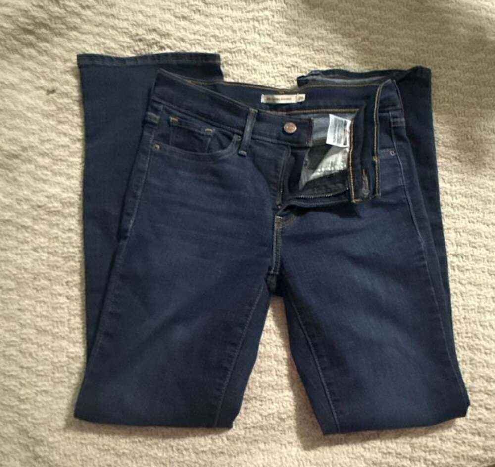 Levi's 315 Shaping Bootcut Women's Jeans Size 26
